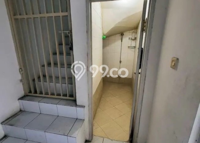 Unit Ruko Dijual di Ciputat Tangerang Selatan 120m2 Unit Ruko Dijual di Ciputat Tangerang Selatan 120m2