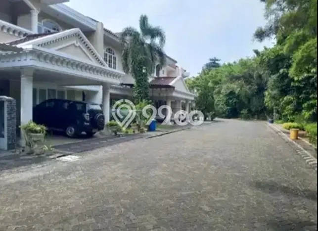 Hunian Mewah LB 145m2 Siap Huni Desain Elegan di Pondok Ranji, Tangerang Selatan Hunian Mewah LB 145m2 Siap Huni Desain Elegan di Pondok Ranji, Tangerang Selatan