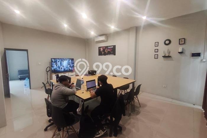 Ruko Dijual di Denpasar Barat Denpasar dengan Luas Bangunan 250m2 Ruko Dijual di Denpasar Barat Denpasar dengan Luas Bangunan 250m2