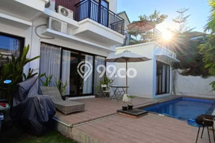 Disewakan! Rumah 3 Kamar Tidur &
3 Kamar Mandi di Canggu, Badung Disewakan! Rumah 3 Kamar Tidur &
3 Kamar Mandi di Canggu, Badung