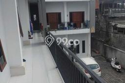 Bisa KPR! Rumah Strategis area , Luas 400m2m² LB 455m2m² Bisa KPR! Rumah Strategis area , Luas 400m2m² LB 455m2m²