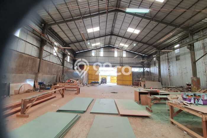 FOR SALE! Gudang di Cipondoh Tangerang, LT 800m2, LB 600m2 FOR SALE! Gudang di Cipondoh Tangerang, LT 800m2, LB 600m2