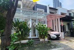 Jual Rumah Mewah Megah Dengan View Eksklusif di Bintaro, Tangerang Selatan Jual Rumah Mewah Megah Dengan View Eksklusif di Bintaro, Tangerang Selatan