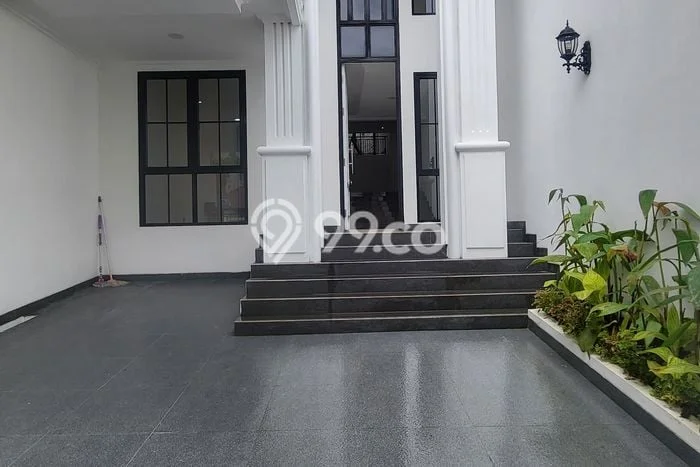 For Sale Rumah Mewah Exclusive di Pondok Aren, Tangerang Selatan For Sale Rumah Mewah Exclusive di Pondok Aren, Tangerang Selatan