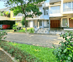Hunian Mewah LB 129m2 Siap Pakai Desain Elegan di Bintaro, Tangerang Selatan Hunian Mewah LB 129m2 Siap Pakai Desain Elegan di Bintaro, Tangerang Selatan