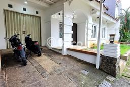 Ready to Use! Luxury House LT 144m2 Desain Elegan di Bintaro Ready to Use! Luxury House LT 144m2 Desain Elegan di Bintaro