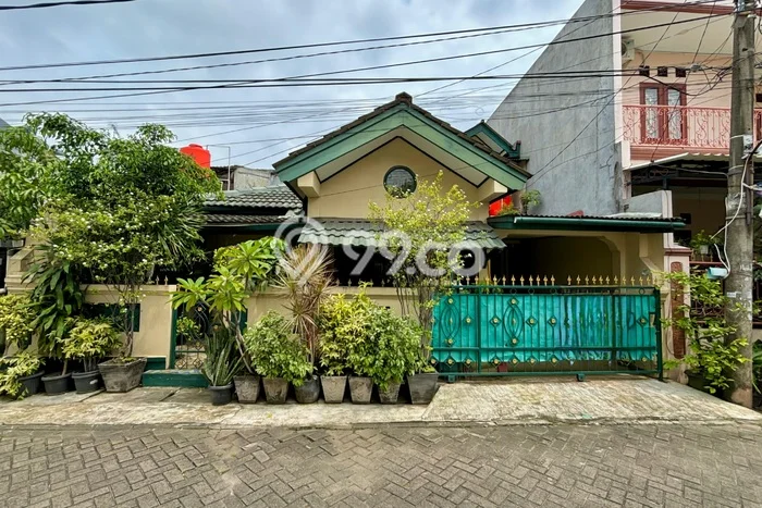 Jual Rumah Strategis Bagus Punya 3 KT di Ciledug Tangerang - Jual Rumah Strategis Bagus Punya 3 KT di Ciledug Tangerang -