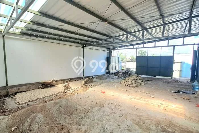 FOR RENT! Gudang di Taman Kopo Indah Cocok untuk Bisnis 200m2 FOR RENT! Gudang di Taman Kopo Indah Cocok untuk Bisnis 200m2