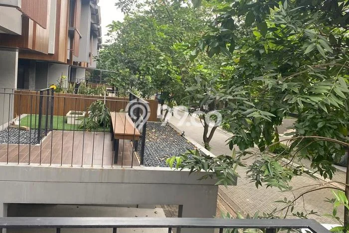 Disewakan Hunian Konsep Minimalis di BSD Tangerang Selatan dengan 4 Kamar Disewakan Hunian Konsep Minimalis di BSD Tangerang Selatan dengan 4 Kamar