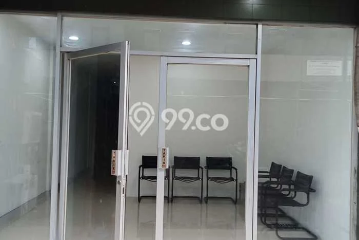 Ruko Disewakan di Area Ramai Kebon Jeruk, Jakarta Barat Ruko Disewakan di Area Ramai Kebon Jeruk, Jakarta Barat