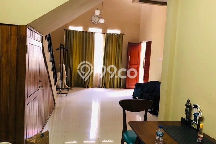 Rumah Bagus Siap Huni Di Mampang Prapatan Luas 200m2 Lokasi Strategis Rumah Bagus Siap Huni Di Mampang Prapatan Luas 200m2 Lokasi Strategis