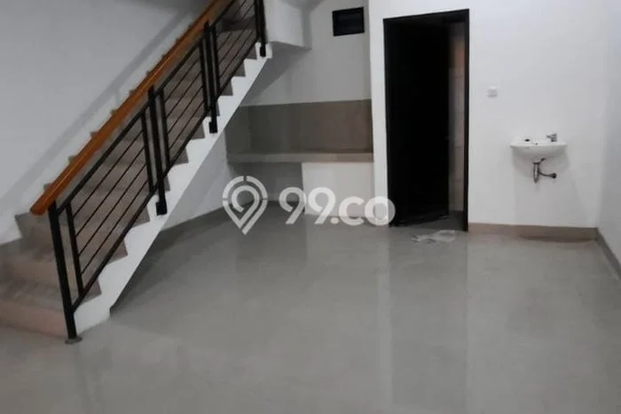 Disewakan Ruko di Kawasan Ramai Pondok Gede Luas 202m2 Disewakan Ruko di Kawasan Ramai Pondok Gede Luas 202m2
