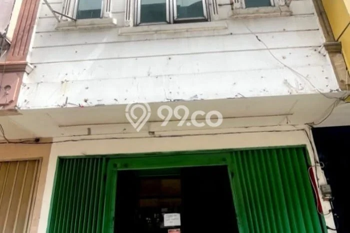 Ruko Disewakan Kawasan Kramat Jati, Luas 120m², Area Premium, Siap Bisnis Ruko Disewakan Kawasan Kramat Jati, Luas 120m², Area Premium, Siap Bisnis
