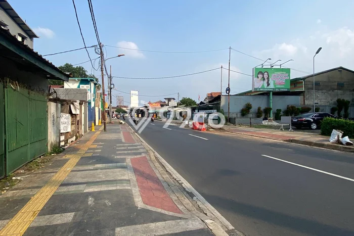 Gudang Disewakan di Kawasan Ramai Duren Sawit, Jakarta Timur Gudang Disewakan di Kawasan Ramai Duren Sawit, Jakarta Timur