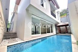 Rumah Elit Modern Siap Huni di Pondok Indah Jakarta Selatan Rumah Elit Modern Siap Huni di Pondok Indah Jakarta Selatan