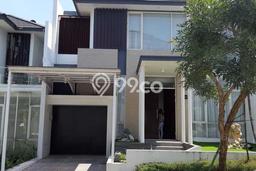 Ready to Use! Premium House LT 180m2 Desain Elegan di Malang Kota Ready to Use! Premium House LT 180m2 Desain Elegan di Malang Kota