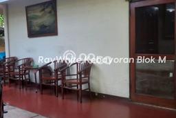 For Sale! Luxury House LT 450m2 Desain Elegan di Senopati For Sale! Luxury House LT 450m2 Desain Elegan di Senopati