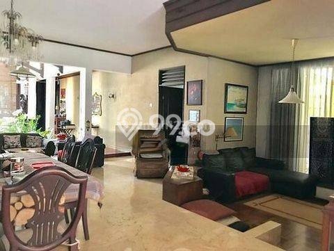 Rumah Nyaman 3 KT LB 400m2 Kondisi Bagus di Pondok Indah Rumah Nyaman 3 KT LB 400m2 Kondisi Bagus di Pondok Indah