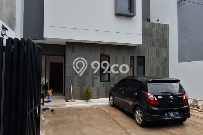 Siap Huni Rumah Mewah 3 Kamar di Tebet Dekat ke Mana Pun Siap Huni Rumah Mewah 3 Kamar di Tebet Dekat ke Mana Pun