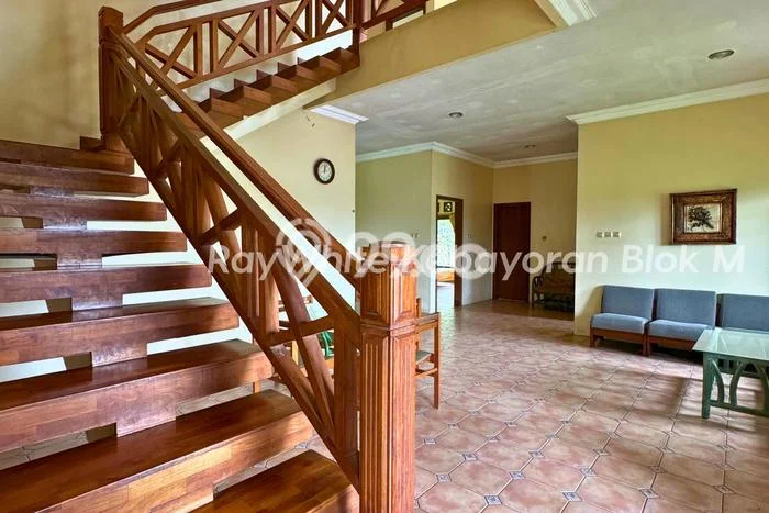 KESEMPATAN EMAS! Vila Kawasan Cisarua, Ukuran 30000m2m², Lokasi Eksklusif dengan keamanan terjaga KESEMPATAN EMAS! Vila Kawasan Cisarua, Ukuran 30000m2m², Lokasi Eksklusif dengan keamanan terjaga