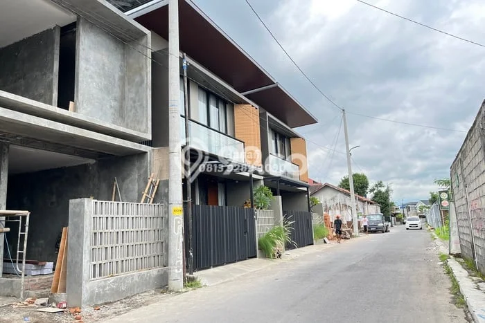 Rumah Modern Cantik 3 KT Bisa Langsung Pindah di Tegalrejo Rumah Modern Cantik 3 KT Bisa Langsung Pindah di Tegalrejo
