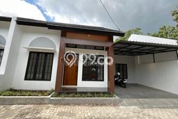 Rumah Modern 3 KT di Sleman Yogyakarta Unfurnished Rumah Modern 3 KT di Sleman Yogyakarta Unfurnished