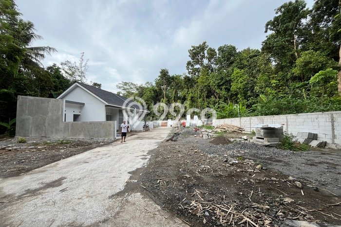 Hunian Murah Dijual Area Mlati, Sleman Harga Rp 450 Juta Hunian Murah Dijual Area Mlati, Sleman Harga Rp 450 Juta