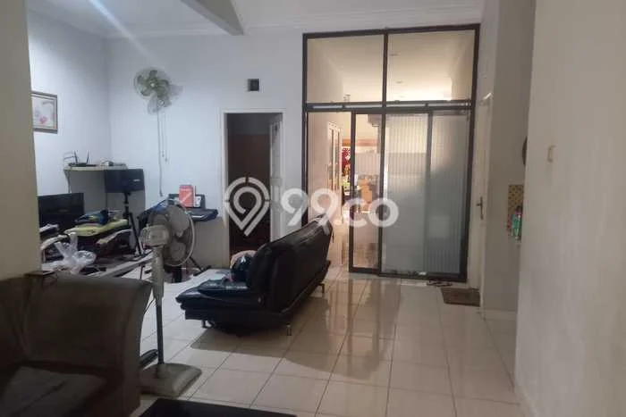 Rumah Luas Asri 3 KT Siap Huni di harapan indah Bekasi Rumah Luas Asri 3 KT Siap Huni di harapan indah Bekasi