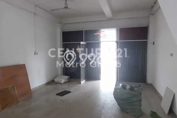 Ruko untuk Disewa di Pusat Bekasi Luas Bangunan 170m2 Ruko untuk Disewa di Pusat Bekasi Luas Bangunan 170m2