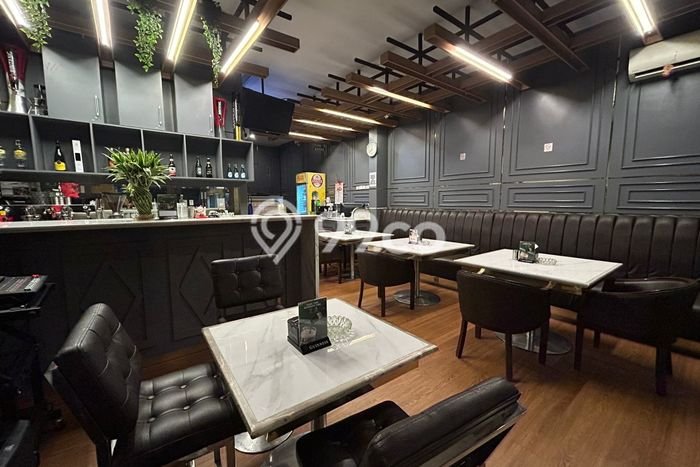 Lokasi Strategis! Dijual Ruko Bisnis di Cakung, Jakarta Timur Kondisi Bagus Lokasi Strategis! Dijual Ruko Bisnis di Cakung, Jakarta Timur Kondisi Bagus