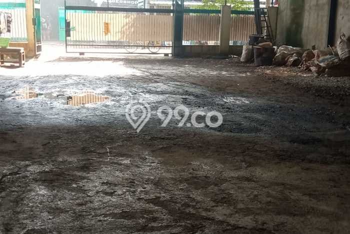 AREA BERKEMBANG! Gudang For Rent Kawasan , Luas 243m2m², Siap Operasional AREA BERKEMBANG! Gudang For Rent Kawasan , Luas 243m2m², Siap Operasional
