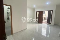 Rumah Berkelas LT 90m² / LB 150m² di Kompleks Perumahan Kelapa Gading, Jakarta Utara Rumah Berkelas LT 90m² / LB 150m² di Kompleks Perumahan Kelapa Gading, Jakarta Utara