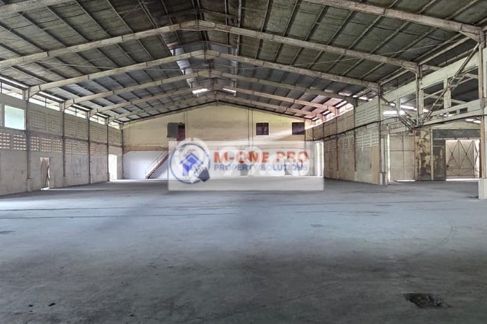 Gudang untuk disewa di Cikupa punya LT 4000m2 & LB 2350m2 harga sewa kompetitif Gudang untuk disewa di Cikupa punya LT 4000m2 & LB 2350m2 harga sewa kompetitif
