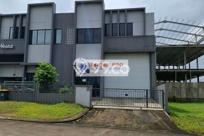 Gudang Dijual Lokasi Stratagis di BSD Tangerang Selatan Cocok untuk Bisnis Gudang Dijual Lokasi Stratagis di BSD Tangerang Selatan Cocok untuk Bisnis