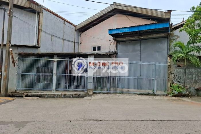 AREA TERBAIK! Gudang Kawasan , Luas 829m2m², Pengunjung Tinggi AREA TERBAIK! Gudang Kawasan , Luas 829m2m², Pengunjung Tinggi