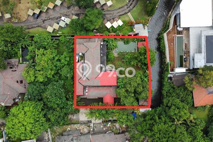 Hunian Mewah LB 400m2 Siap Huni Desain Elegan di Mampang, Jakarta Selatan Hunian Mewah LB 400m2 Siap Huni Desain Elegan di Mampang, Jakarta Selatan