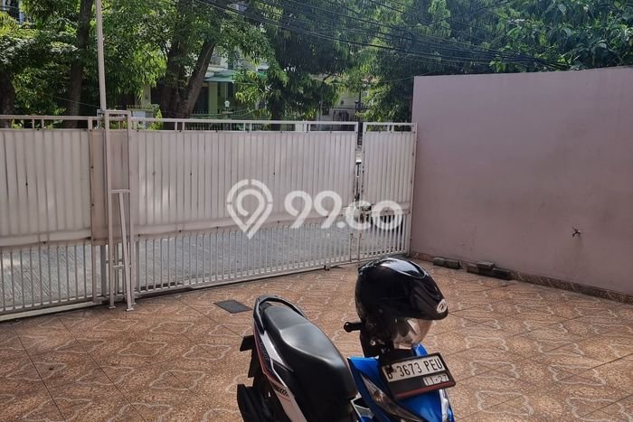 Siap Huni Hunian Elit 4 Kamar di Kelapa Gading Dekat ke Mana Pun Siap Huni Hunian Elit 4 Kamar di Kelapa Gading Dekat ke Mana Pun