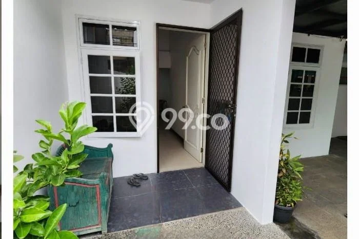 Rumah Cantik Siap Huni Di Kelapa Gading Luas 160m2 Lokasi Strategis Rumah Cantik Siap Huni Di Kelapa Gading Luas 160m2 Lokasi Strategis