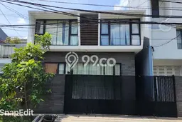 Rumah Bagus Siap Pakai Di Kelapa Gading Luas 300m2 Aman Rumah Bagus Siap Pakai Di Kelapa Gading Luas 300m2 Aman