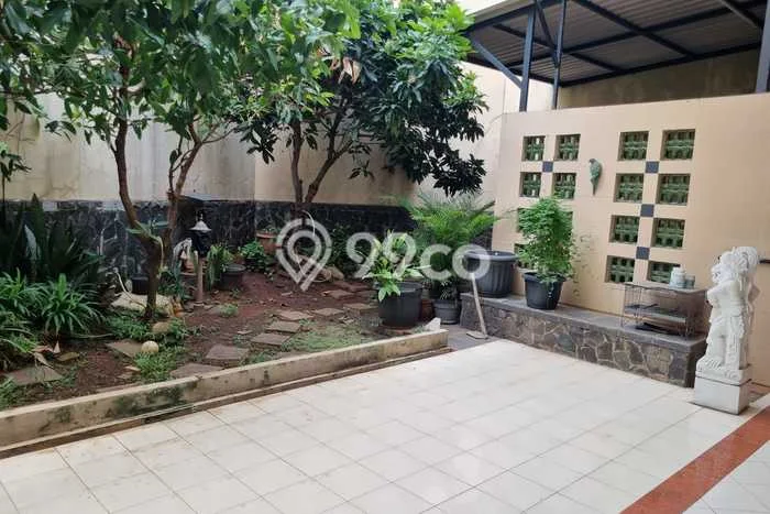 Rumah Eksklusif Siap Huni LT 355m2 di Kelapa Gading, Jakarta Utara Rumah Eksklusif Siap Huni LT 355m2 di Kelapa Gading, Jakarta Utara