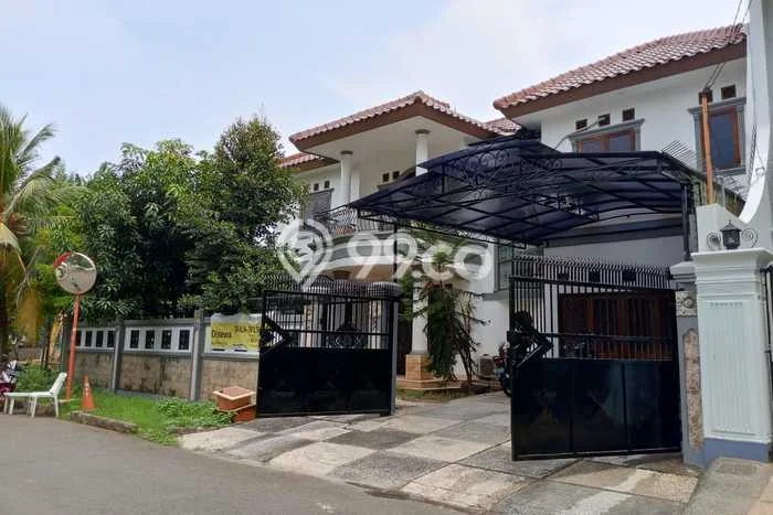 Disewakan! Rumah 7 Kamar Tidur &
6 Kamar Mandi di Pulomas, Jakarta Timur Disewakan! Rumah 7 Kamar Tidur &
6 Kamar Mandi di Pulomas, Jakarta Timur