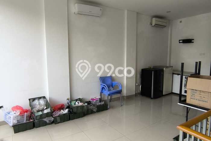 Unit Komersial Disewakan di Bekasi Area Strategis Harga Kompetitif Unit Komersial Disewakan di Bekasi Area Strategis Harga Kompetitif
