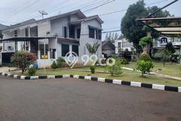 Ready to Use! Luxury House LT 208m2 Desain Modern di Pulomas Ready to Use! Luxury House LT 208m2 Desain Modern di Pulomas