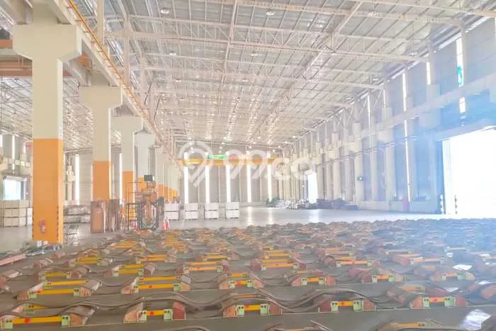 Disewakan Gudang di , Luas 3000m2m², Lokasi Komersial Disewakan Gudang di , Luas 3000m2m², Lokasi Komersial