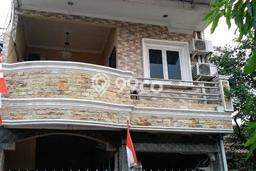 Dijual Hunian Rumah Terawat 5 KT di Harapan Indah, Bekasi Dijual Hunian Rumah Terawat 5 KT di Harapan Indah, Bekasi