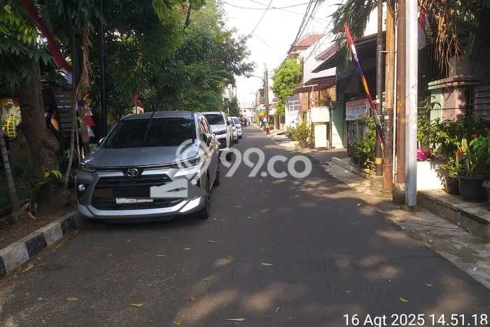 Rumah Elit Modern Siap Huni di Pulo Asem Jakarta Timur Rumah Elit Modern Siap Huni di Pulo Asem Jakarta Timur