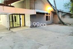 Disewakan Komersial di Kawasan Ramai Holis Cigondewah Luas 300m2 Disewakan Komersial di Kawasan Ramai Holis Cigondewah Luas 300m2