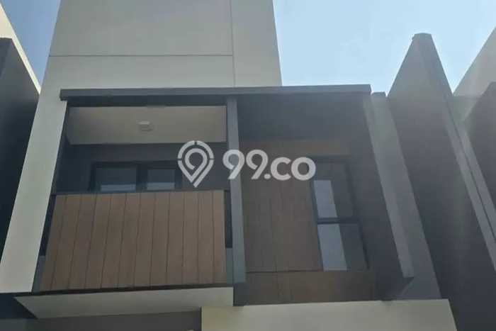 Disewakan! Rumah 4 Kamar Tidur &
2 Kamar Mandi di Summarecon Crown Gading, Bekasi Disewakan! Rumah 4 Kamar Tidur &
2 Kamar Mandi di Summarecon Crown Gading, Bekasi
