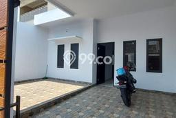 Rumah di Bekasi, Dekat Mall, 2 KT Rumah di Bekasi, Dekat Mall, 2 KT