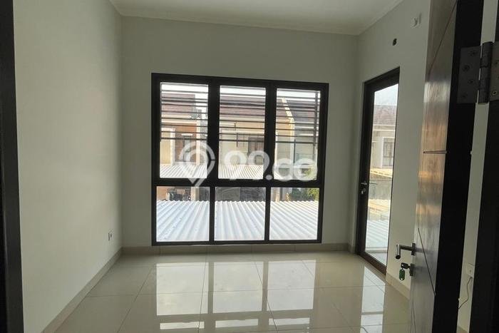 Rumah sewa siap huni 4 Kamar Tidur di Summarecon Bekasi, Bekasi Rumah sewa siap huni 4 Kamar Tidur di Summarecon Bekasi, Bekasi
